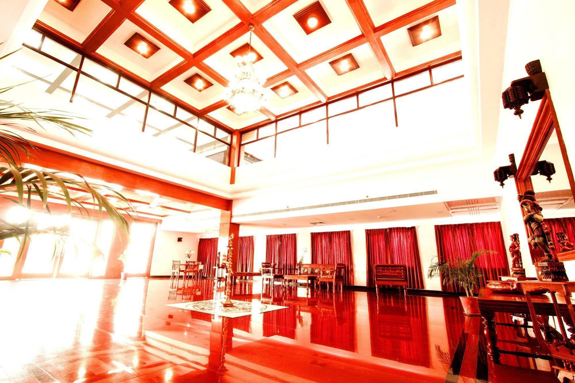 Hotel Bonsejour Pondicherry Exterior foto