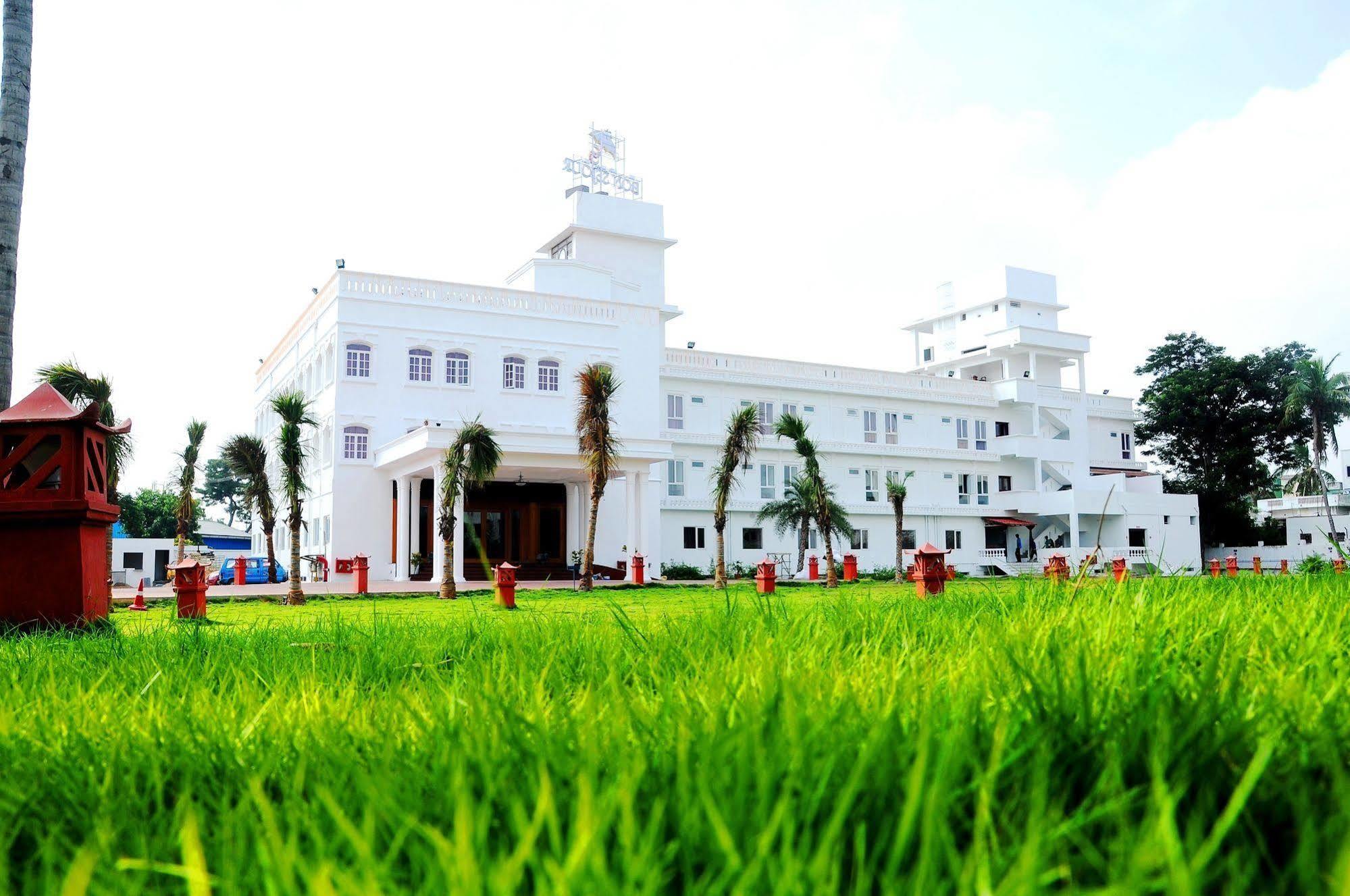 Hotel Bonsejour Pondicherry Exterior foto